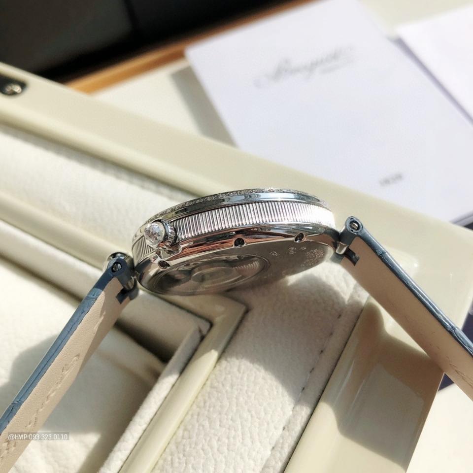 Breguet Reine de Naples 8918

8918BB/28/964 D00D-duoc-ban-tai-Hvip Bags and Accessories