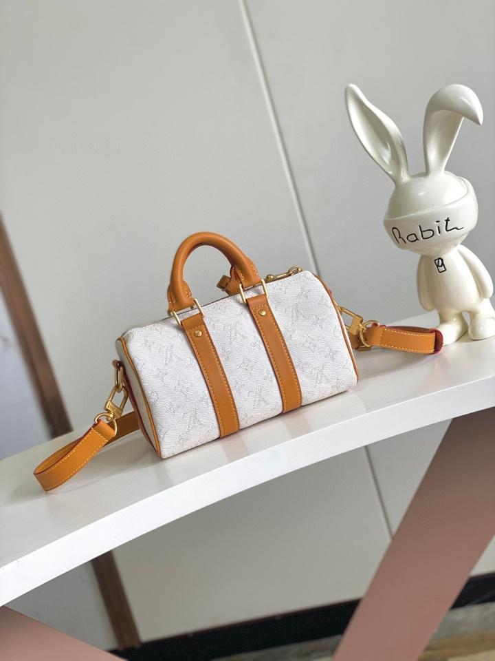 Louis Vuitton M15076
Túi Keepall Bandoulière 25 25*15*11CM-duoc-ban-tai-Hvip Bags and Accessories