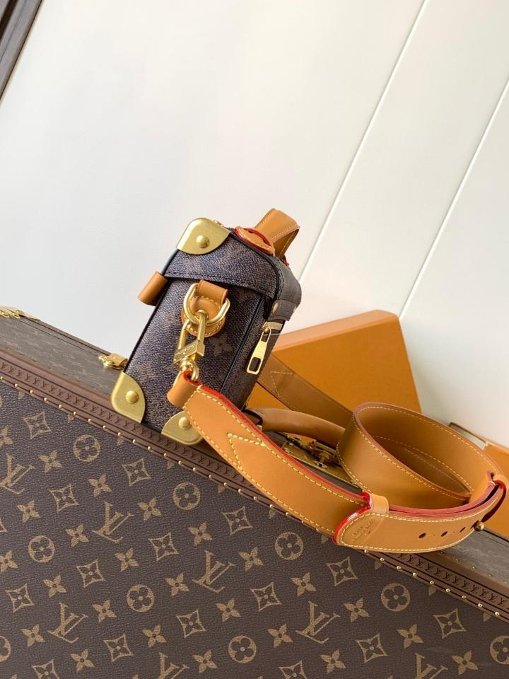 Louis Vuitton M11535
Soul Trunk 19x15x7CM-duoc-ban-tai-Hvip Bags and Accessories