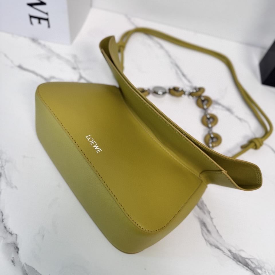 Loewe Medium Ola bag in smooth calfskin Ginger AP22P22X07 26*18*13 012518-duoc-ban-tai-Hvip Bags and Accessories