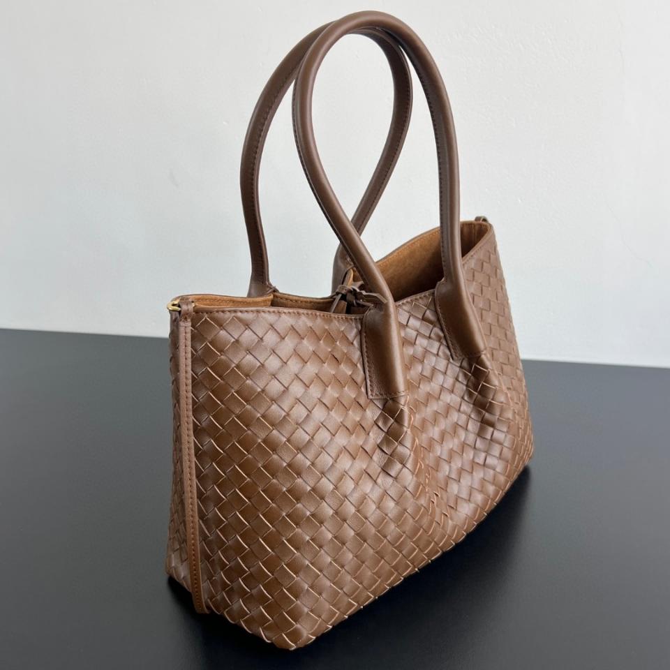 Bottega Veneta Pinacoteca Pinecone 854371 34*20*14cm-duoc-ban-tai-Hvip Bags and Accessories