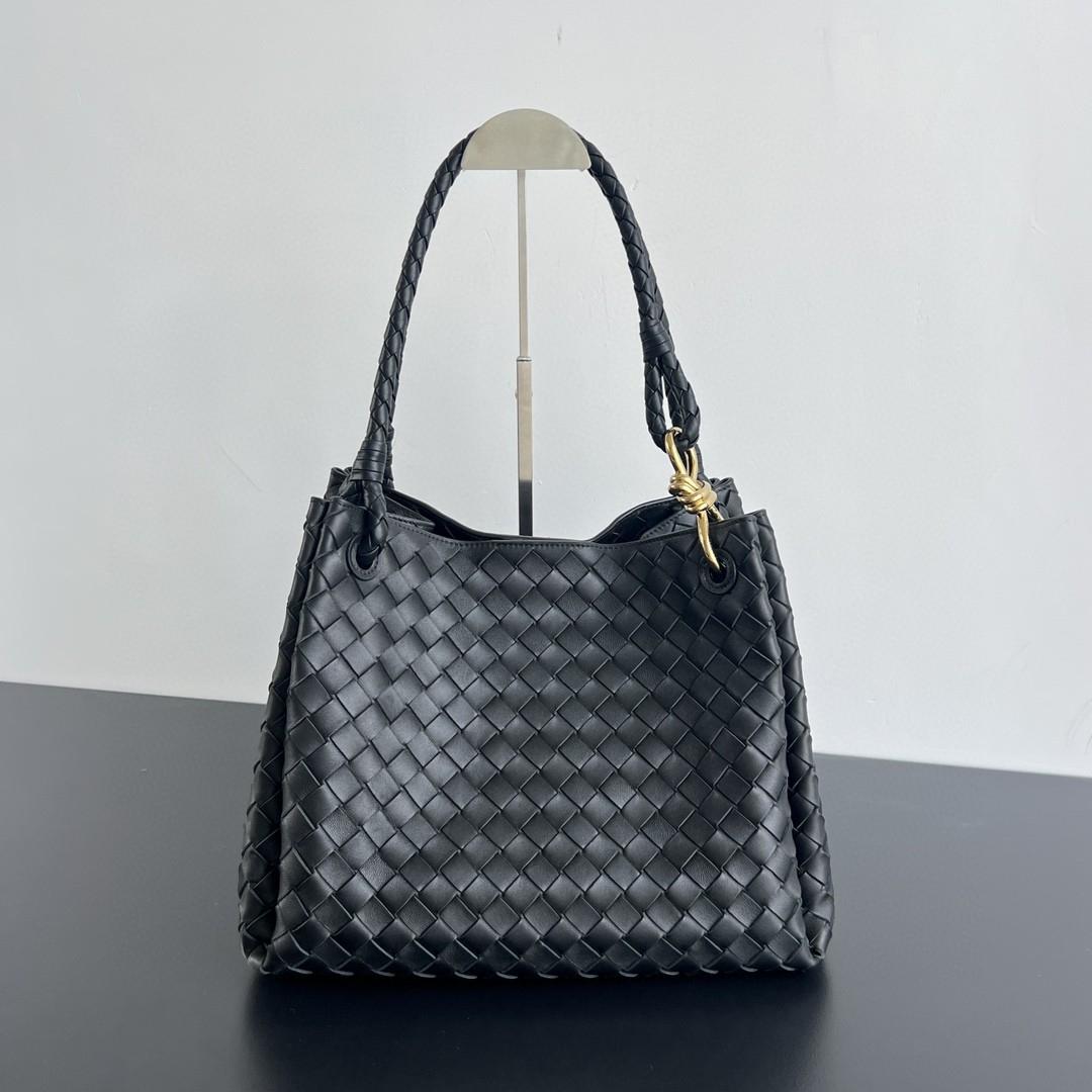Bottega Veneta Large Parachute black  796571 30X26X20cm-duoc-ban-tai-Hvip Bags and Accessories