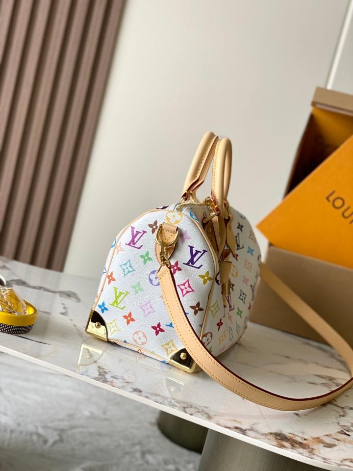 Louis Vuitton M13085
New Drop
LV x TM Speedy Bandoulière 25 25 x 19 x15 cm L1-duoc-ban-tai-Hvip Bags and Accessories