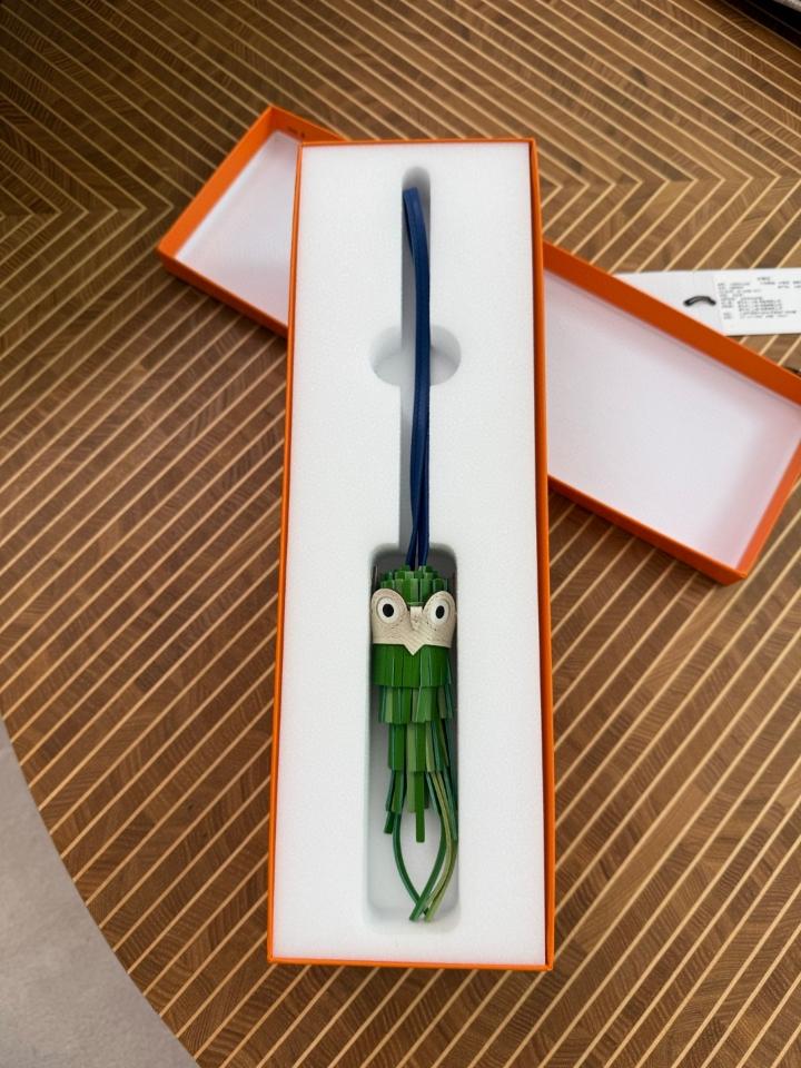 Hermès Chouette charm vert yucca / vert criquet / bleu de France / nata / blanc.-duoc-ban-tai-Hvip Bags and Accessories