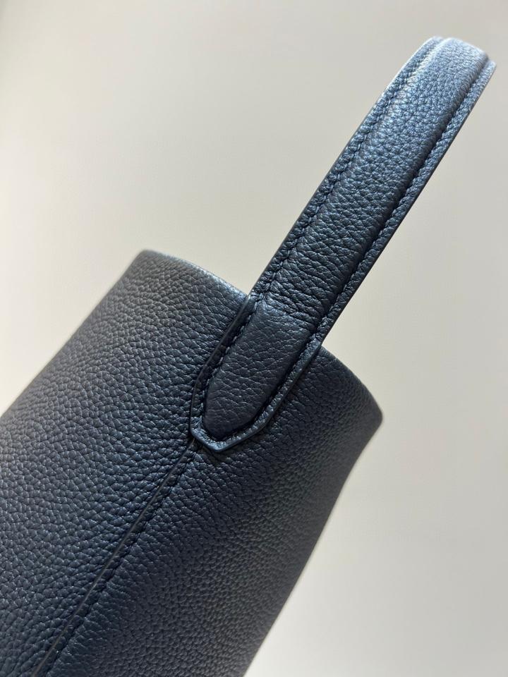 The Row Small N/S Park Tote Bag in Leather  black 24X22X11cm -duoc-ban-tai-Hvip Bags and Accessories