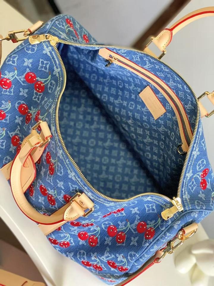 Louis Vuitton M13875
Túi Keepall Bandoulière 45 LV x TM

27 x 20 x 45 cm-duoc-ban-tai-Hvip Bags and Accessories