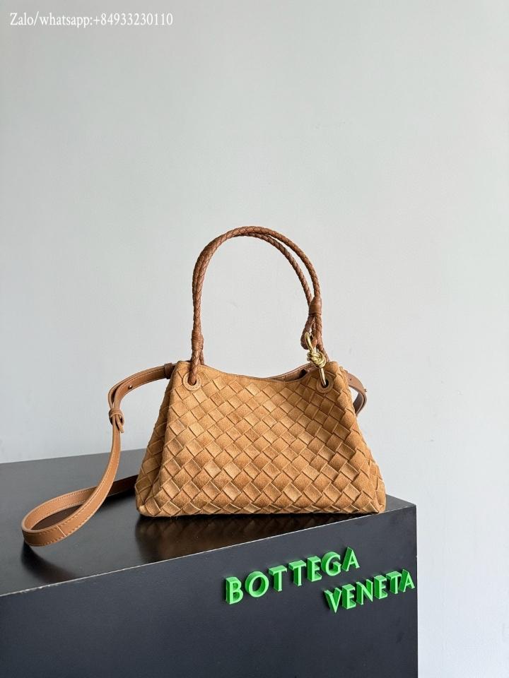Bottega Veneta medium suede Parachute amber 835921 29.5x17.5x18.5 cm -duoc-ban-tai-Hvip Bags and Accessories