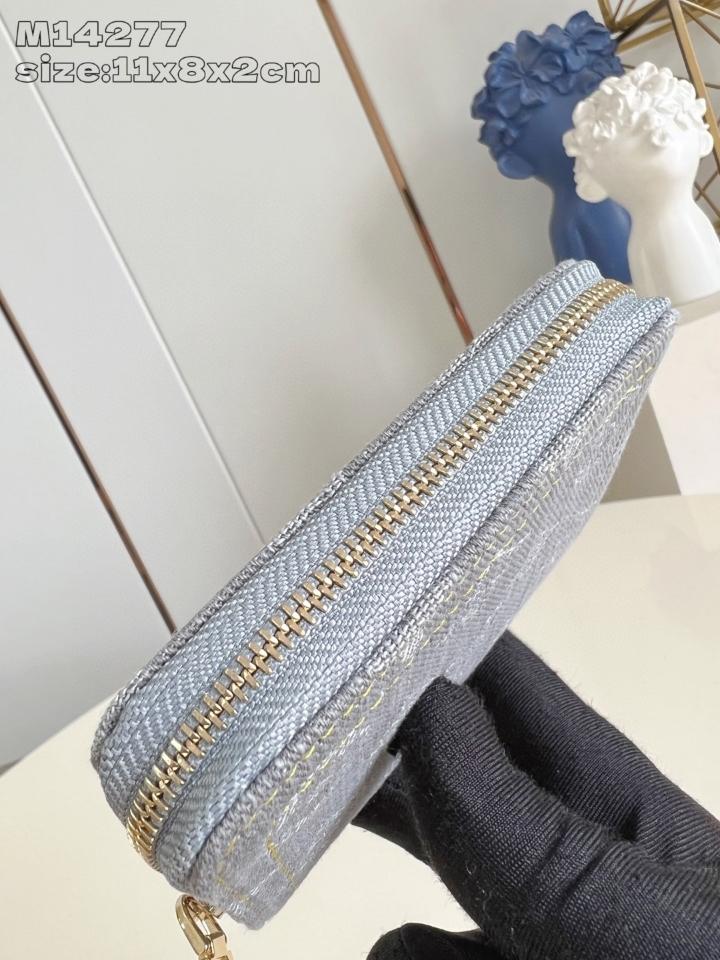 Louis Vuitton M14277
Ví Zippy Coin Monogram Denim -duoc-ban-tai-Hvip Bags and Accessories