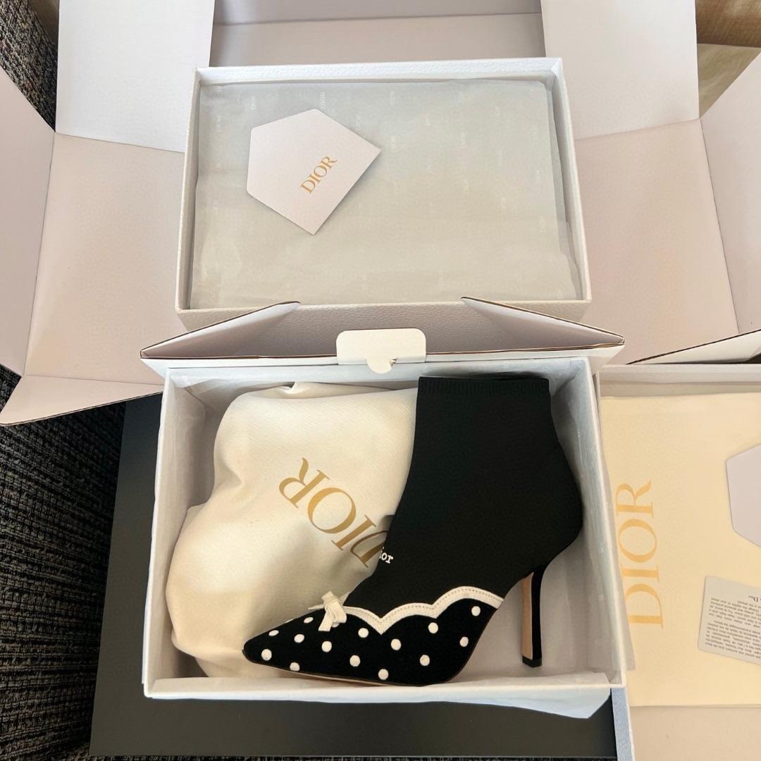 Dior Dway boots cotton Embroidered ankle socks -duoc-ban-tai-Hvip Shoes and Clothes