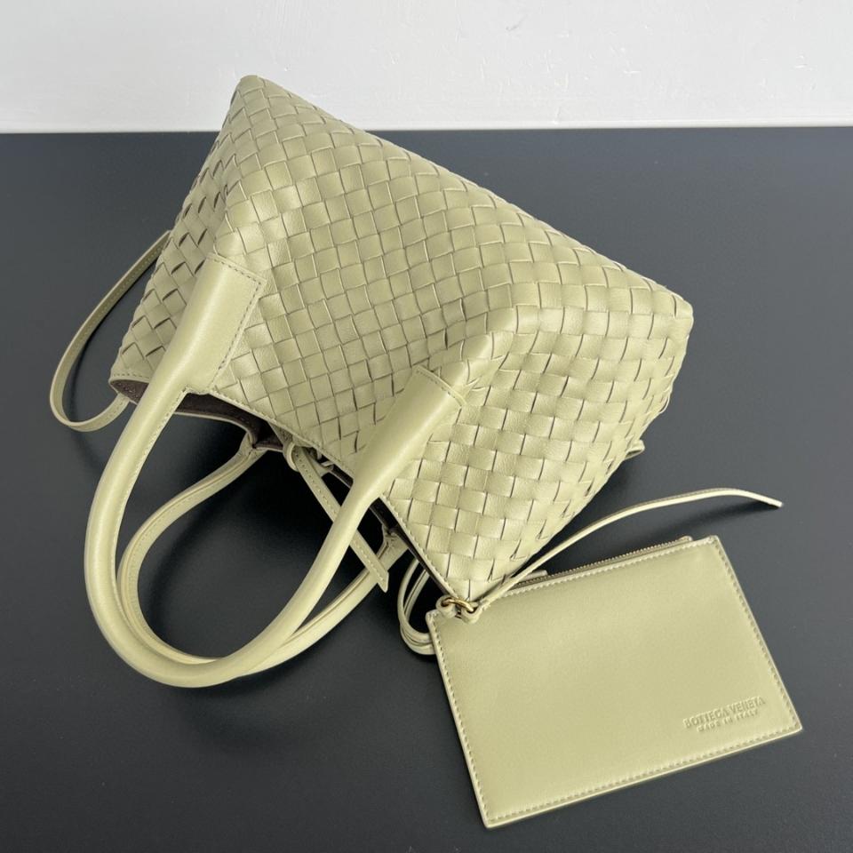 Bottega Veneta  Small Pinacoteca khakhi green  819004 15*24*12cm-duoc-ban-tai-Hvip Bags and Accessories