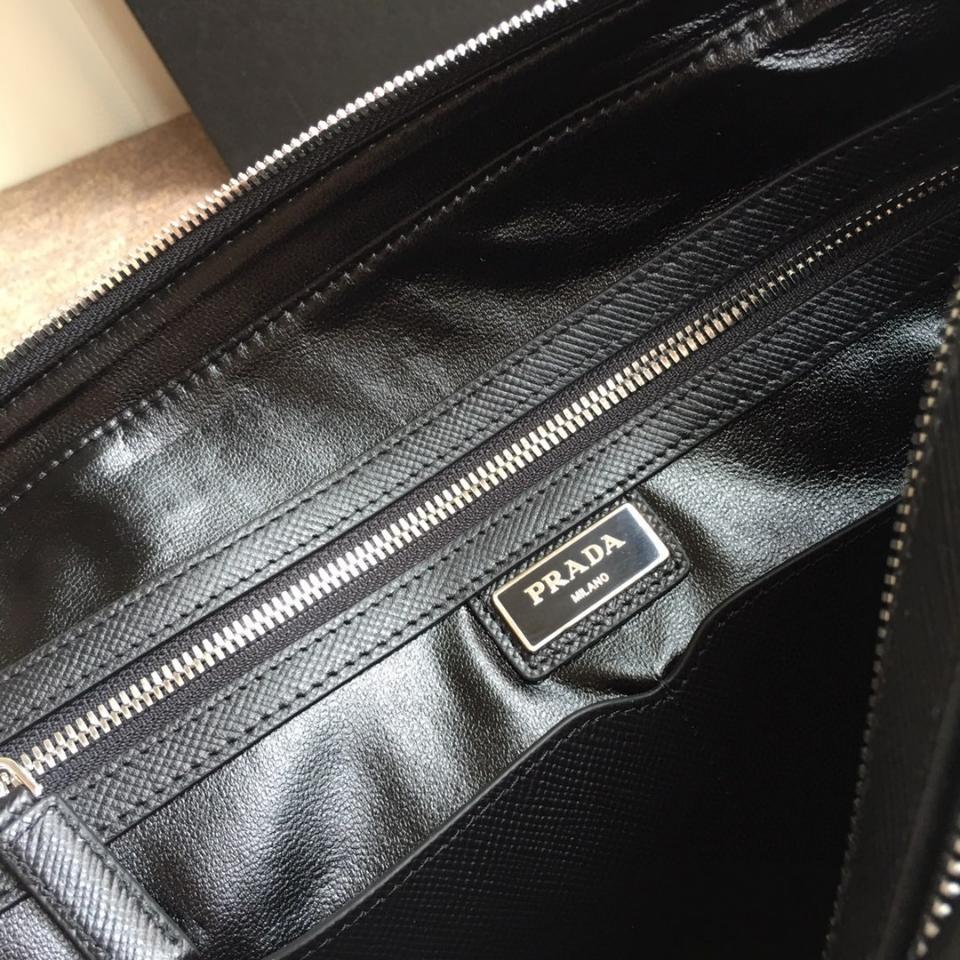Prada Saffiano Leather briefs bag black 2VE366B 36,5 x28cm -duoc-ban-tai-Hvip Bags and Accessories