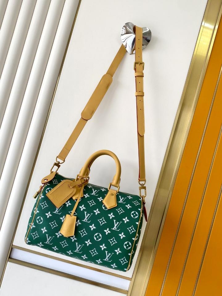 Louis Vuitton M14077
Speedy P9 Bandoulière 30 30 x 17x21cm -duoc-ban-tai-Hvip Bags and Accessories