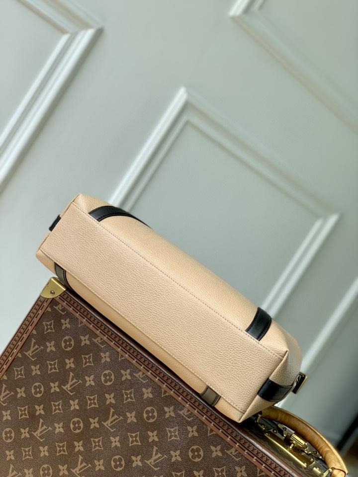 Louis Vuitton M14700
Túi LV Biker MM 15 x 15 x 38 cm (1)-duoc-ban-tai-Hvip Bags and Accessories