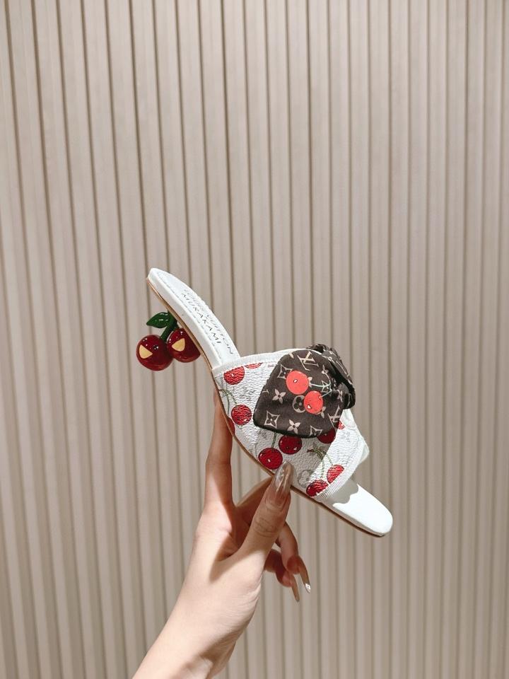 Louis Vuitton LV x TM Cherie Mules leather white🍒 55mm (1)  -duoc-ban-tai-Hvip Shoes and Clothes