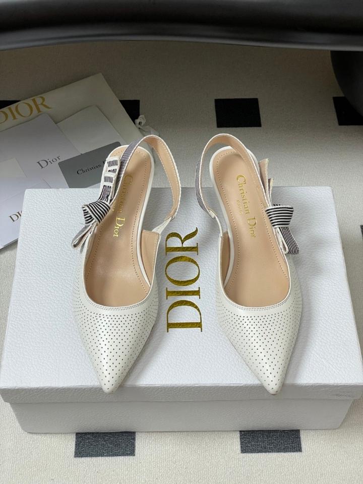 Dior Dior Toujours Slingback Pump
White Perforated Supple Lambskin KCV370CEL_S10W 50mm (2)-duoc-ban-tai-Hvip Shoes and Clothes