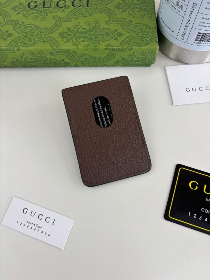 Gucci Brown trim magnetic card case 817197-duoc-ban-tai-Hvip Bags and Accessories