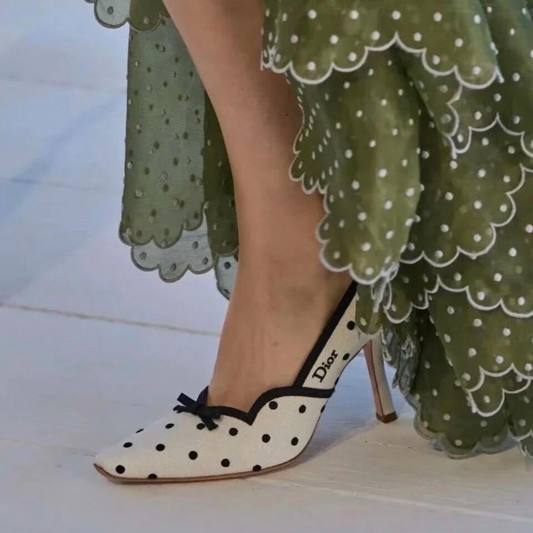 Dior Romance PumpBlack Cotton Embroidered with White PolkaDior Motif-duoc-ban-tai-Hvip Shoes and Clothes