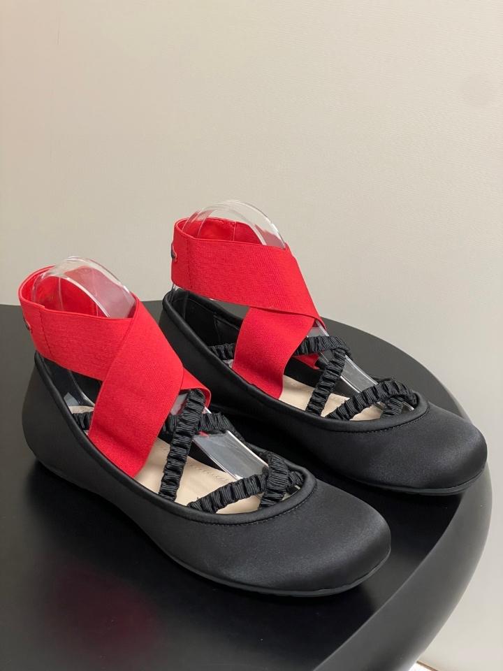 Dior Shade Ballet Flat
Black Satin with Red and Black Elastic Straps
 KCF013SAT_S36X (2)-duoc-ban-tai-Hvip Shoes and Clothes