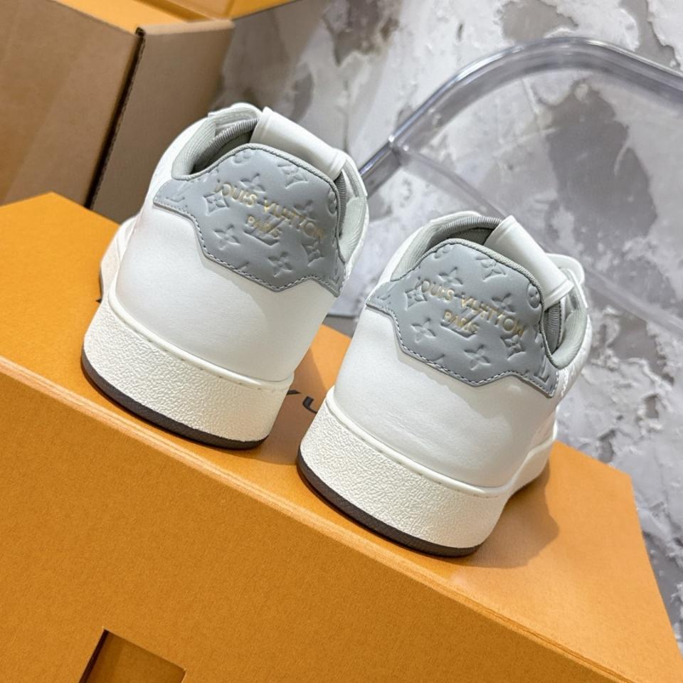 Louis Vuitton 1ADGPP
Rivoli Sneaker(n1) Sao chép-duoc-ban-tai-Hvip Shoes and Clothes