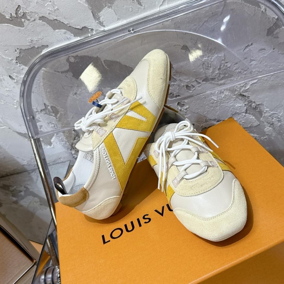 Louis Vuitton 1AHNEU
Giày LV Sneakerina (N1)-duoc-ban-tai-Hvip Shoes and Clothes