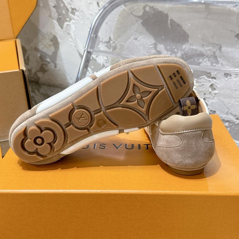 Louis Vuitton 1AHNFA
Giày LV Sneakerina (n1)-duoc-ban-tai-Hvip Shoes and Clothes