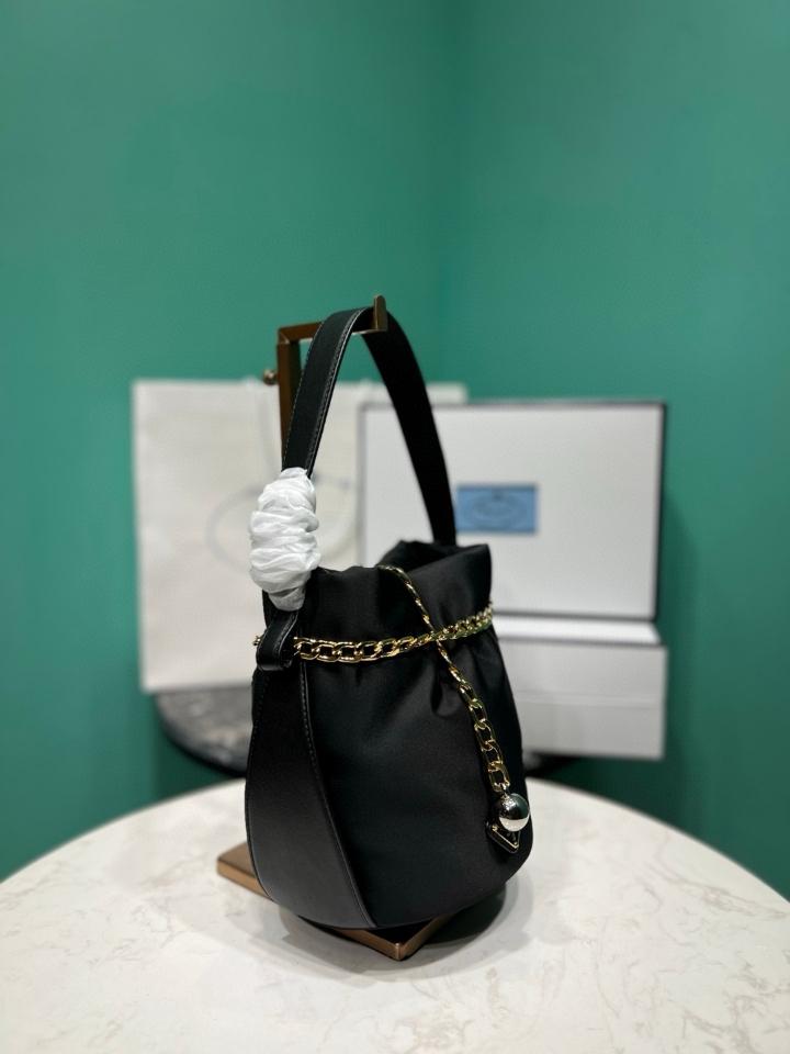 Prada Petit Sac Noir Re-Nylon and nappa leather mini bucket bag 1BE088 black 14x20x15 cm-duoc-ban-tai-Hvip Bags and Accessories