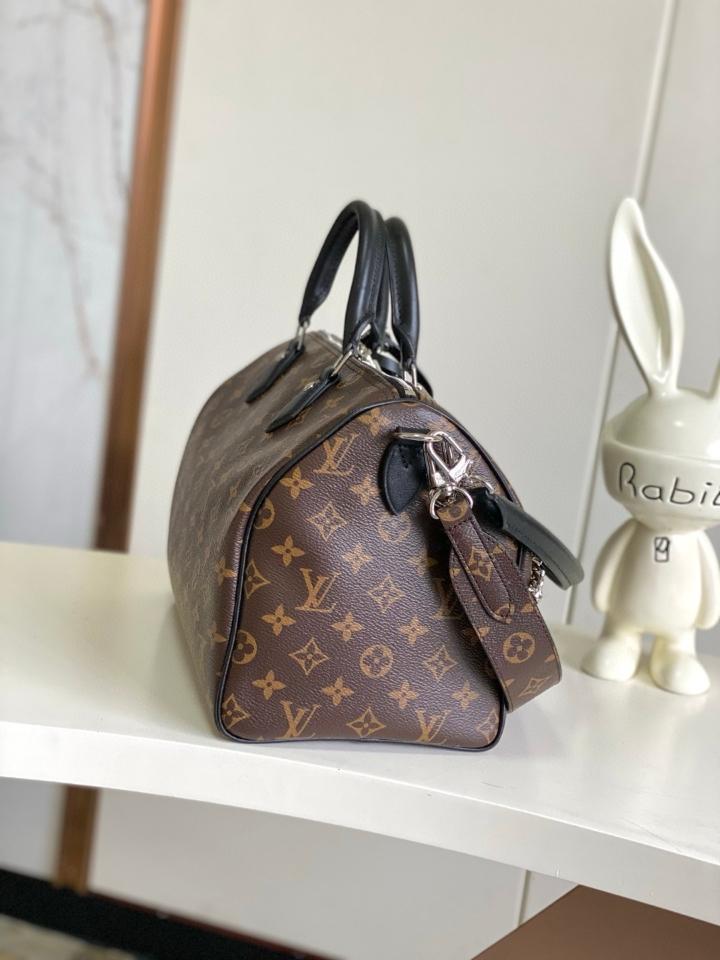 Louis Vuitton M12243
Túi Speedy Soft 30 Dark 30x21x17CM -duoc-ban-tai-Hvip Bags and Accessories