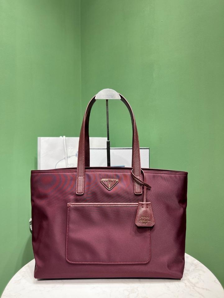 Prada Re-Edition 1978 medium Re-Nylon and Saffiano leather tote bag burgundy 1BG555 35x26x15cm-duoc-ban-tai-Hvip Bags and Accessories