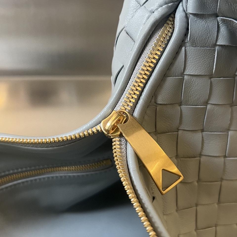 Bottega Veneta Jodie grey 60026148x40x16cm-duoc-ban-tai-Hvip Bags and Accessories