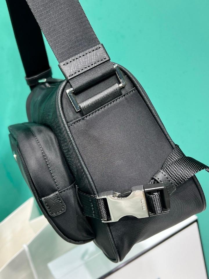 Prada Medium Re-Nylon and Saffiano leather shoulder bag black 2VH192 28x17.5x10cm-duoc-ban-tai-Hvip Bags and Accessories