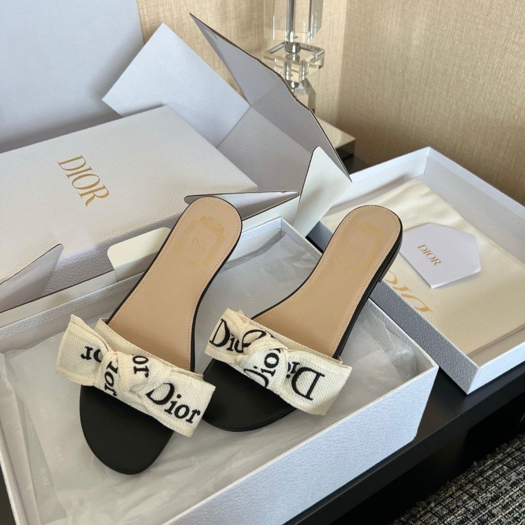 Dior J'Adior Slide Embroidered Cotton-duoc-ban-tai-Hvip Shoes and Clothes