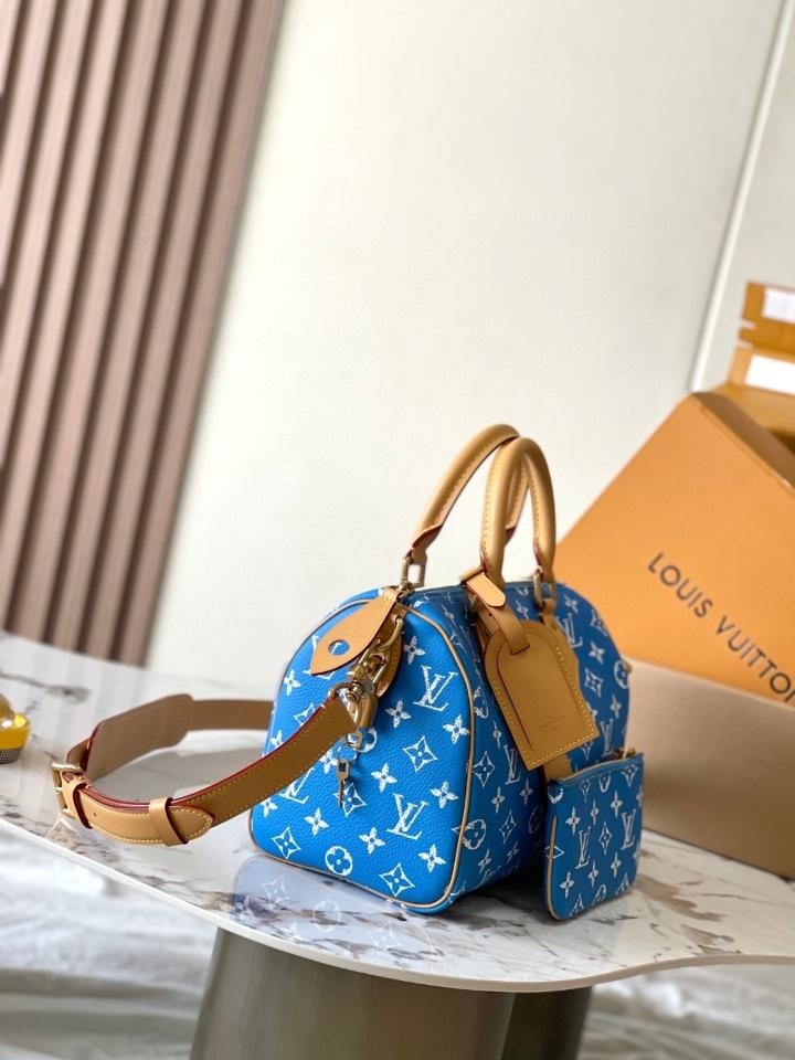 Louis Vuitton M24424
Runway
Speedy P9 Bandoulière 25 25*15*15CM L1 -duoc-ban-tai-Hvip Bags and Accessories
