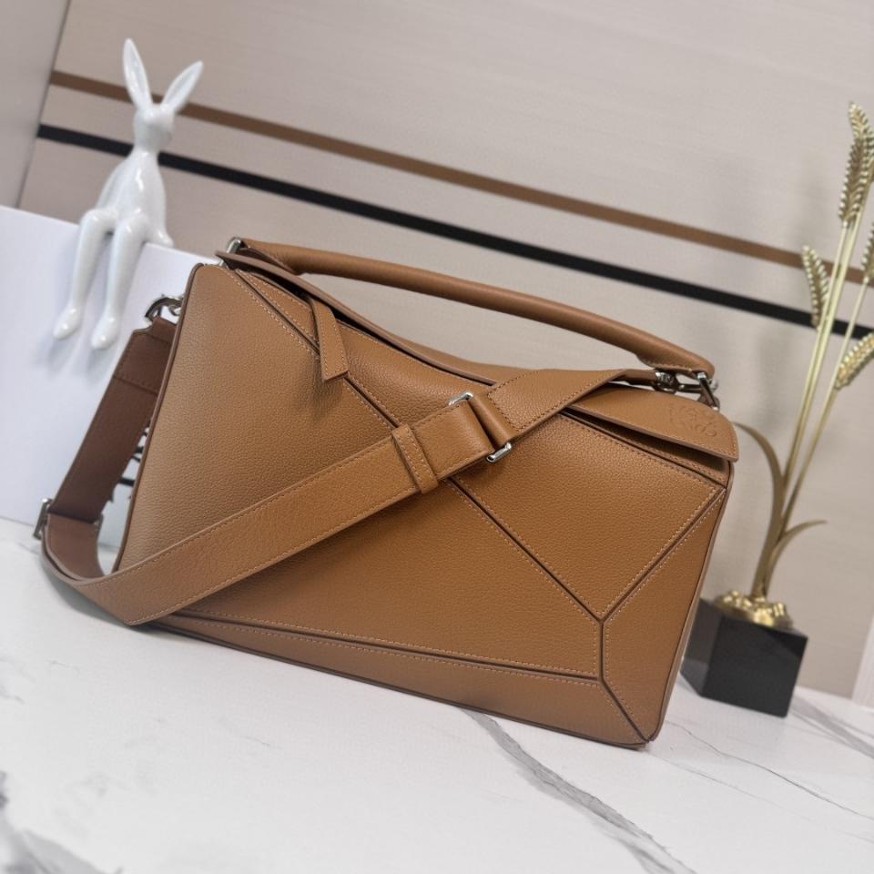 Loewe Large Puzzle bag in supple grained calfskin B510PNLX03 Light Canyon Brown-duoc-ban-tai-Hvip Bags and Accessories