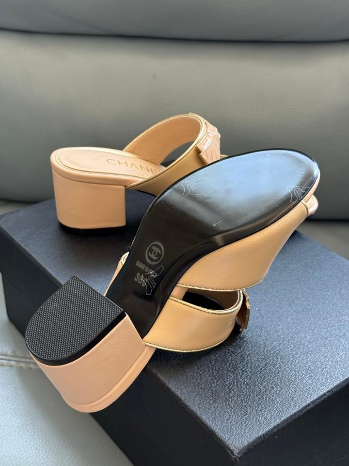 Chanel mules sandals in beige leather(1)-duoc-ban-tai-Hvip Shoes and Clothes