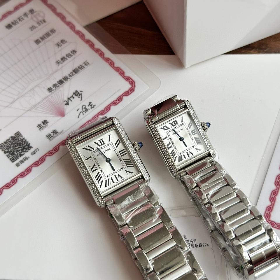 Cartier Tank Must watch
Large model, quartz movement, steel, diamonds W4TA0017-duoc-ban-tai-Hvip Bags and Accessories