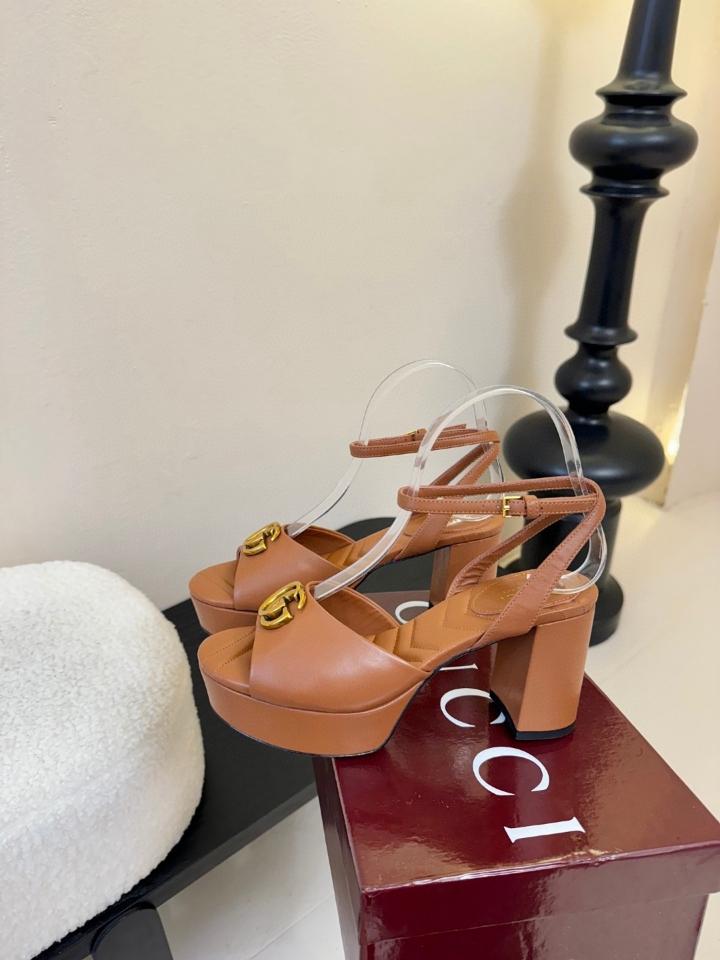 Gucci Women's platform sandal with Double G 80mm brown leather 832450 (1)-duoc-ban-tai-Hvip Shoes and Clothes