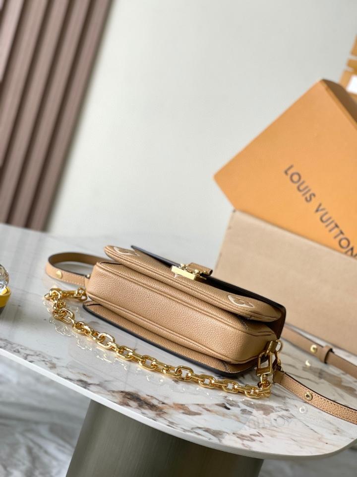 Louis Vuitton M12735
Túi Pochette Métis East West21.5*13.5*6CM L1-duoc-ban-tai-Hvip Bags and Accessories