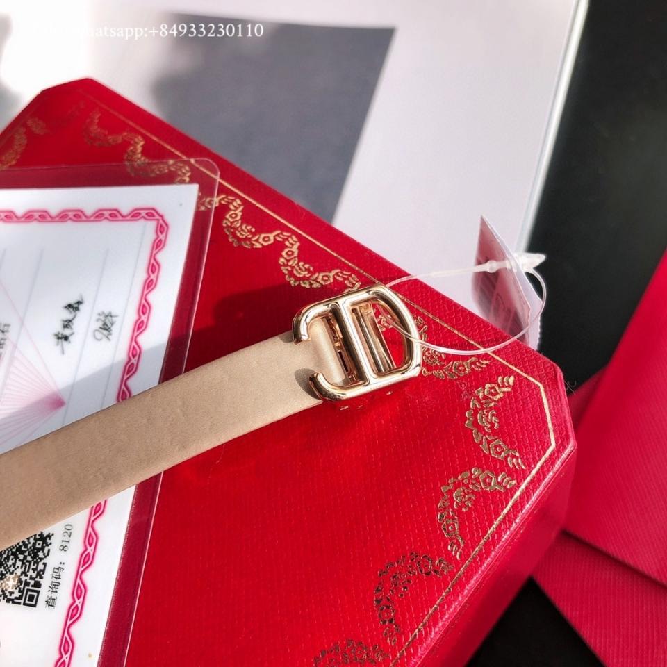 Cartier
BAIGNOIRE WATCH, SMALL MODEL - WB520004 Real diamonds -duoc-ban-tai-Hvip Bags and Accessories