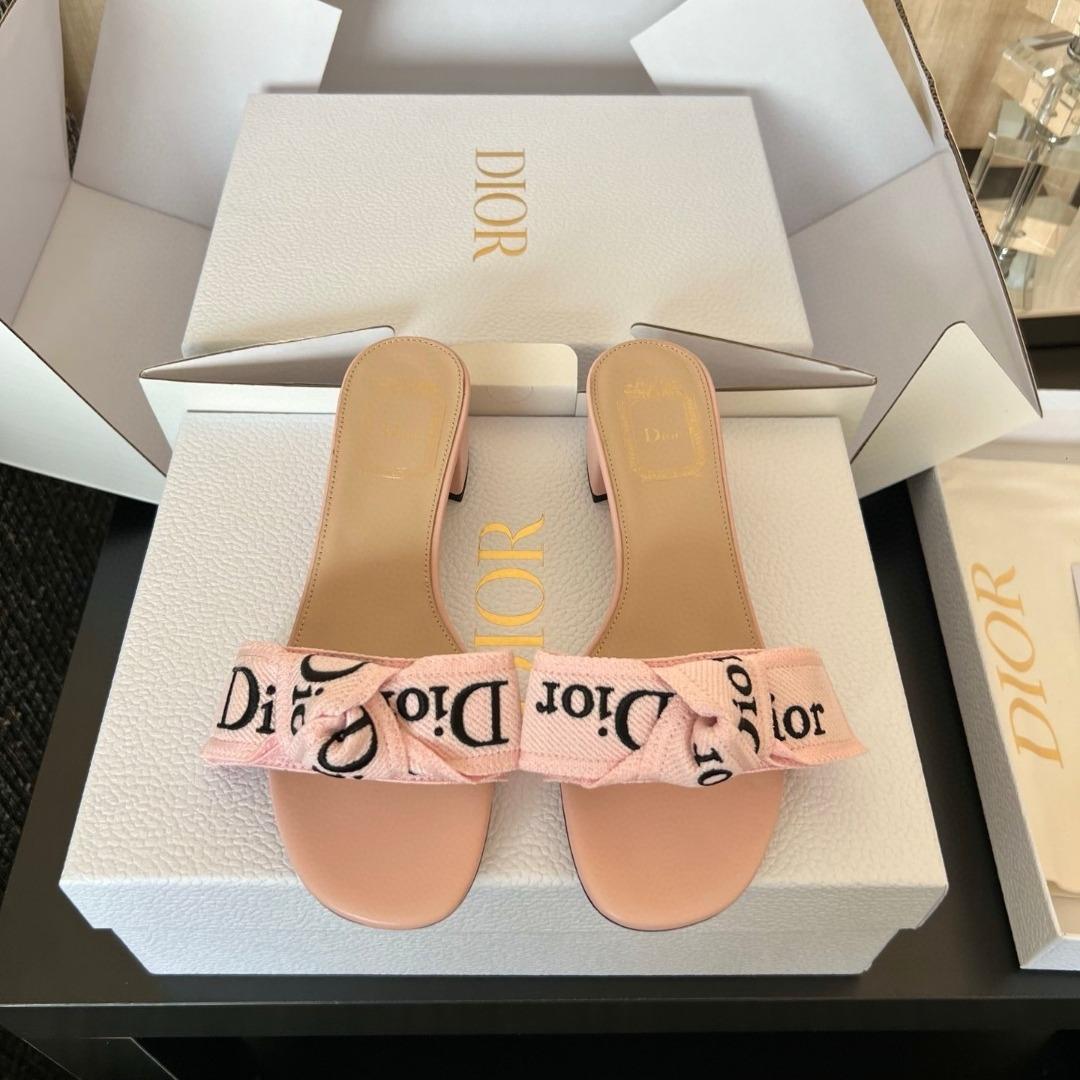 Dior J'Adior Heeled Slide Embroidered Cotton-duoc-ban-tai-Hvip Shoes and Clothes