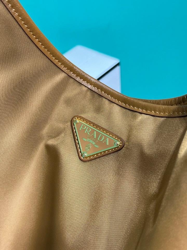 Prada Mariner large Re-Nylon shoulder bag Brandy 1BC244 48x39x14cm-duoc-ban-tai-Hvip Bags and Accessories