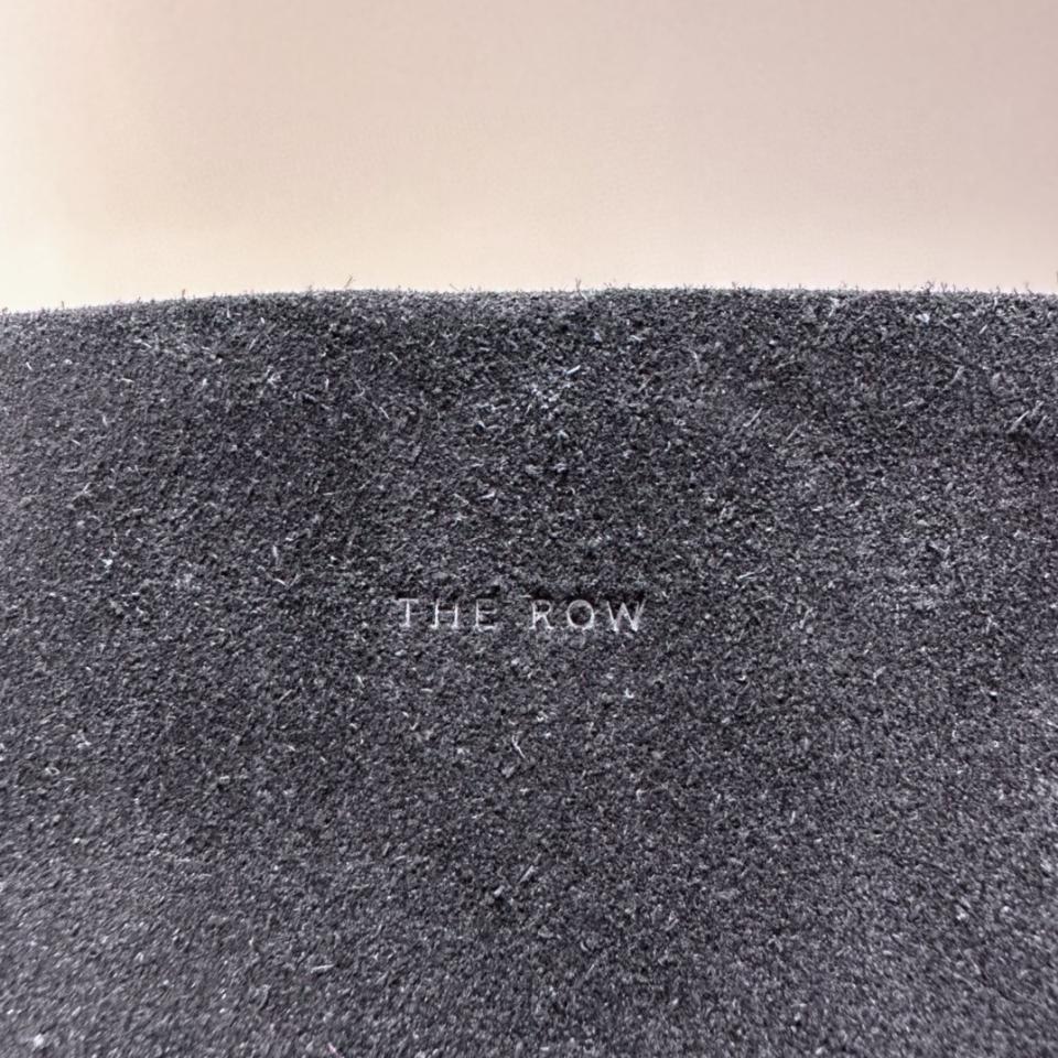 THE ROW
Medium N/S Park suede tote bag black 30X28X15.5cm -duoc-ban-tai-Hvip Bags and Accessories