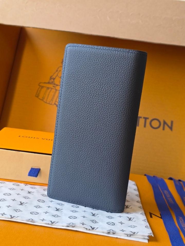 Louis Vuitton M25978
Brazza Wallet-duoc-ban-tai-Hvip Bags and Accessories