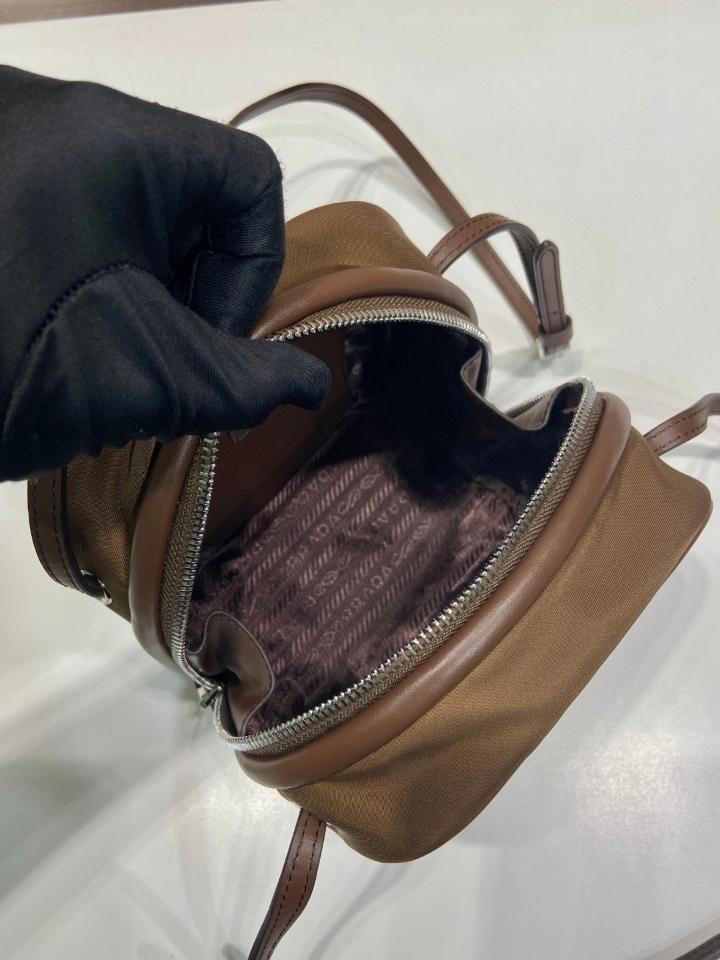 Prada Re-Nylon small bag 1BC248 brown  14cmx11cm-duoc-ban-tai-Hvip Bags and Accessories