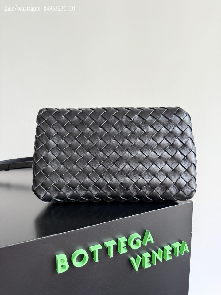 Bottega Veneta medium Parachute black 835921 29.5x17.5x18.5 cm -duoc-ban-tai-Hvip Bags and Accessories