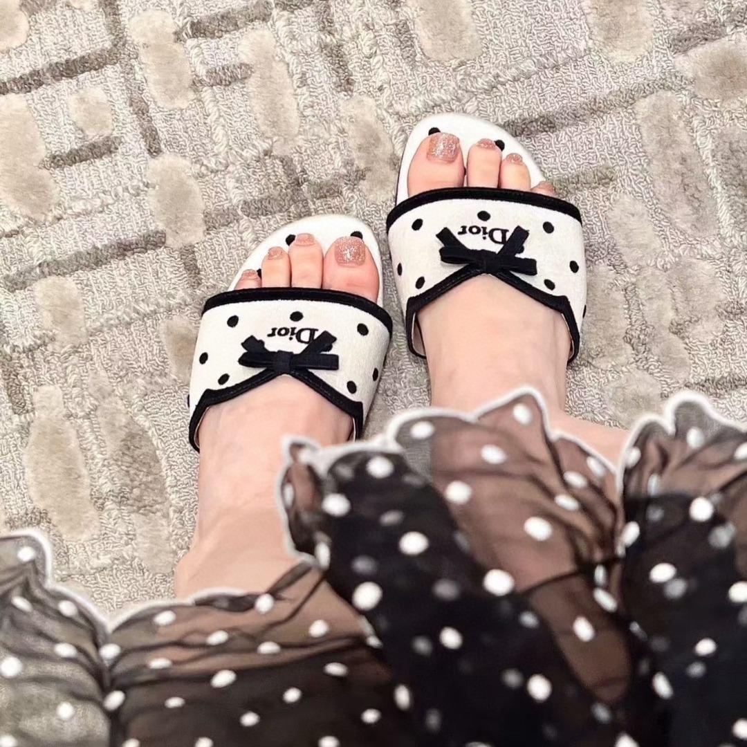 Dior Dway Slide Cotton Embroidered black and white-duoc-ban-tai-Hvip Shoes and Clothes
