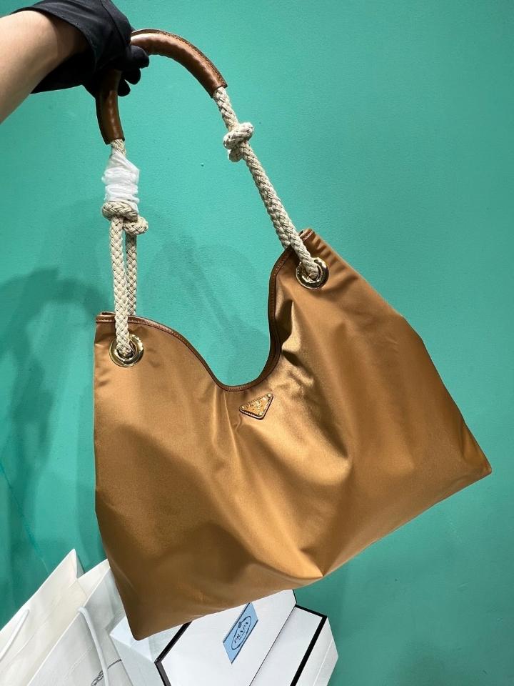 Prada Mariner large Re-Nylon shoulder bag Brandy 1BC244 48x39x14cm-duoc-ban-tai-Hvip Bags and Accessories
