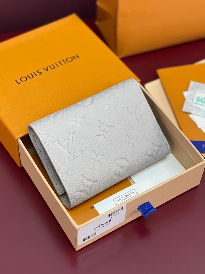 Louis Vuitton M13466
Ví Victorine 12 x 9.5 x 2.5cm-duoc-ban-tai-Hvip Bags and Accessories