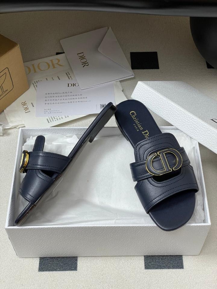DIOR 30 Montaigne Slide
Navy blue Calfskin
 KCO373CFY (2)-duoc-ban-tai-Hvip Shoes and Clothes