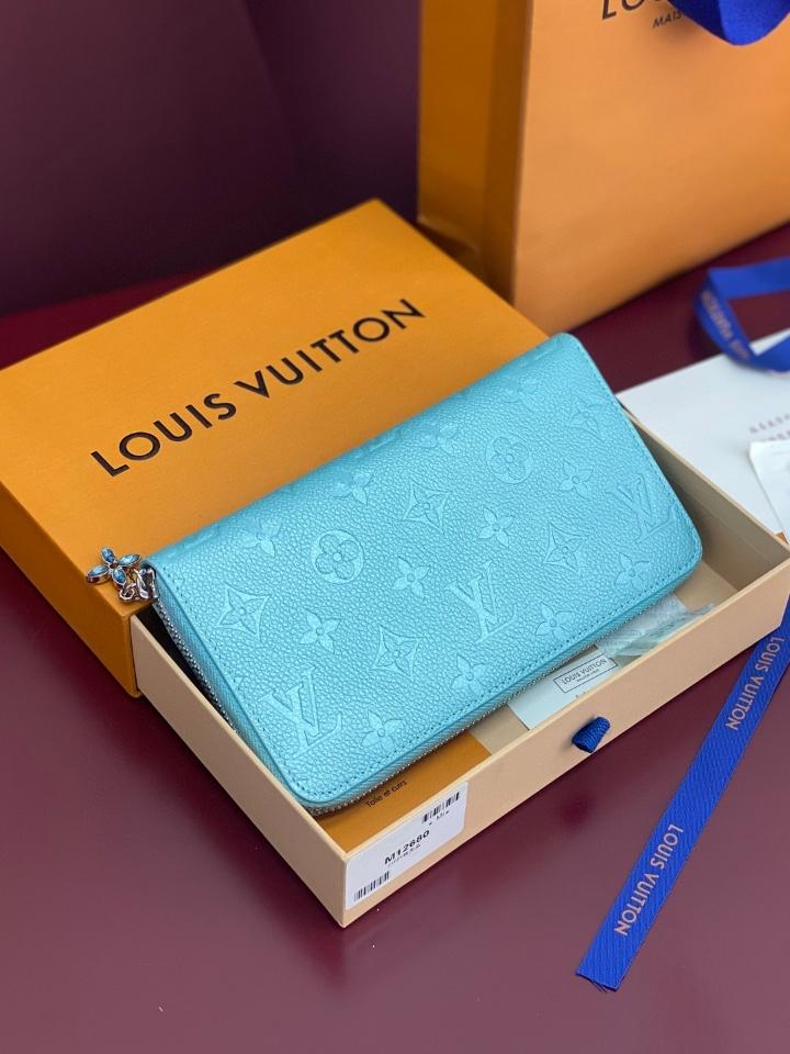 Louis Vuitton M12680
Zippy Wallet-duoc-ban-tai-Hvip Bags and Accessories