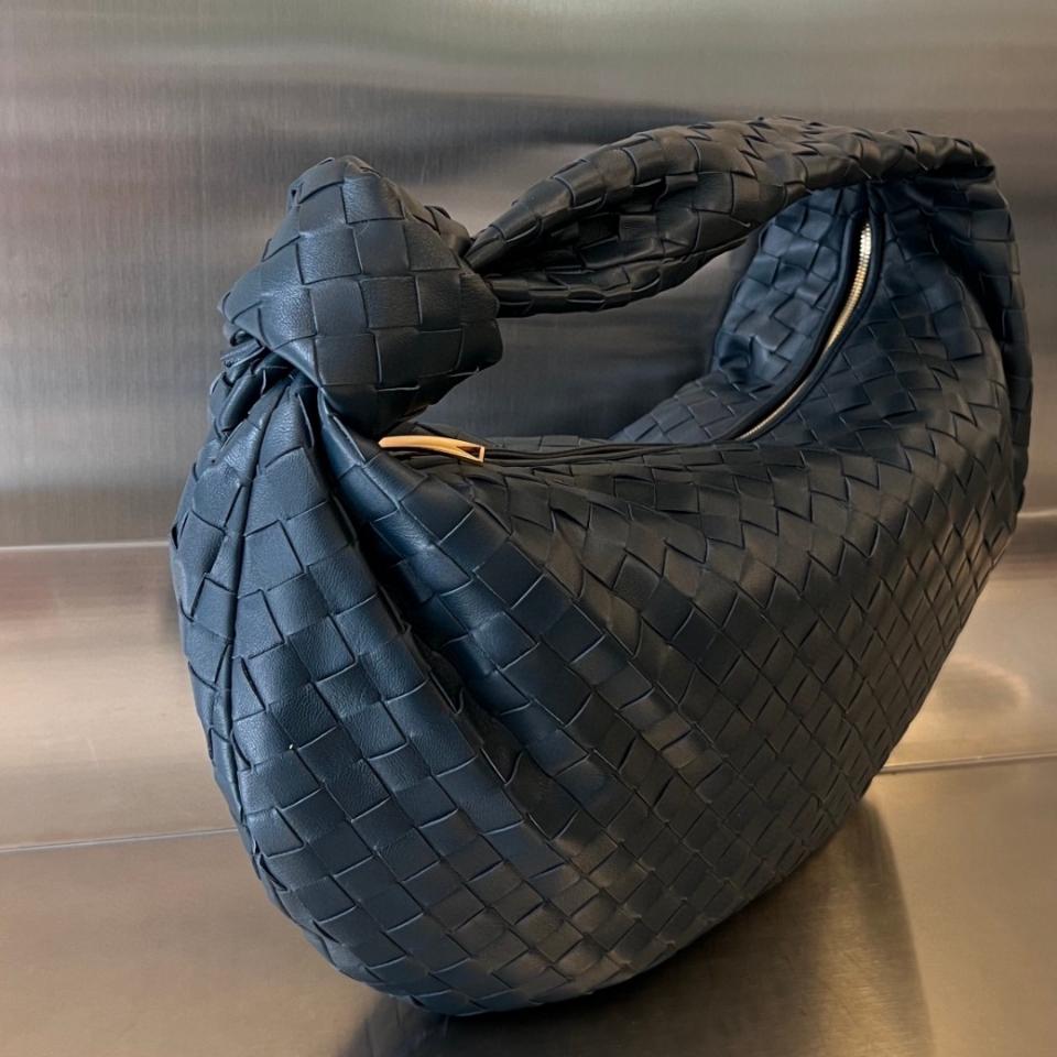 Bottega Veneta Jodie 600261 48x40x16cm-duoc-ban-tai-Hvip Bags and Accessories